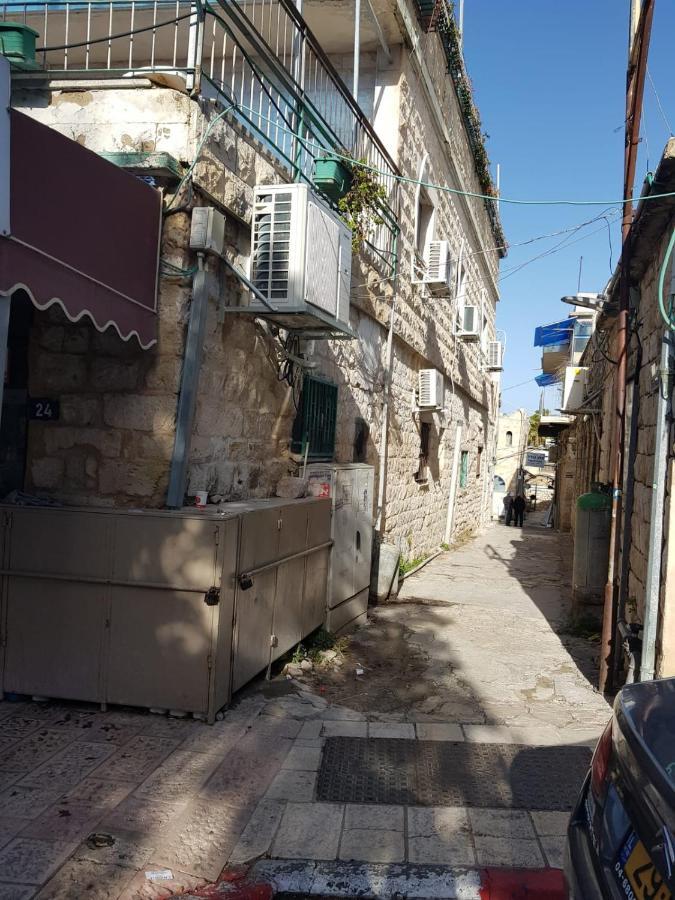 דירת נופש בוטיק - נוף לרבי שמעון Leilighet Safed Eksteriør bilde